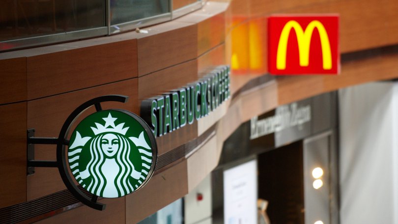 ახლო აღმოსავლეთში McDonald’s-ის და Starbucks-ის გაყიდვები შემცირდა