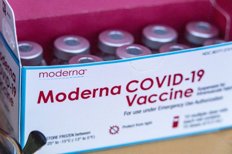 Moderna ვაქცინის სრული ავტორიზაციის მისაღებად FDA-ს მიმართავს
