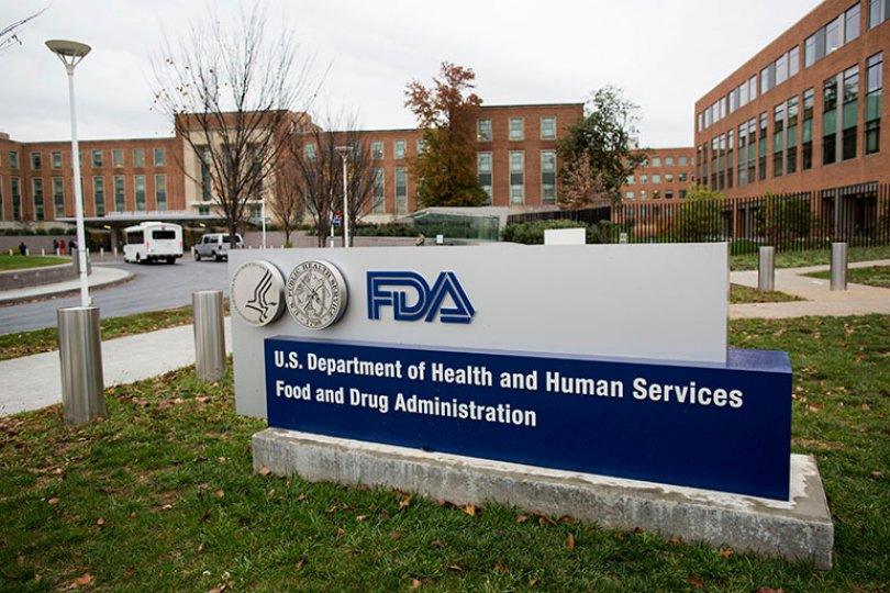 FDA-ს მრჩეველთა პანელის ორი წევრი ალცჰაიმერის წამლის ნებართვის გამო გადადგა