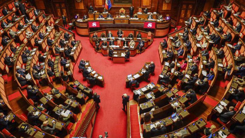 იტალიის სენატი საარჩევნო ასაკის 25-დან 18 წლამდე შემცირებას მხარს უჭერს