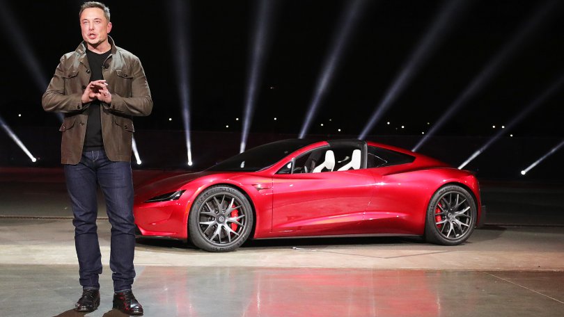 Tesla-ს იმიჯის აღსადგენად, მასკი ჩინურ ავტომწარმოებლებს მიესალმება