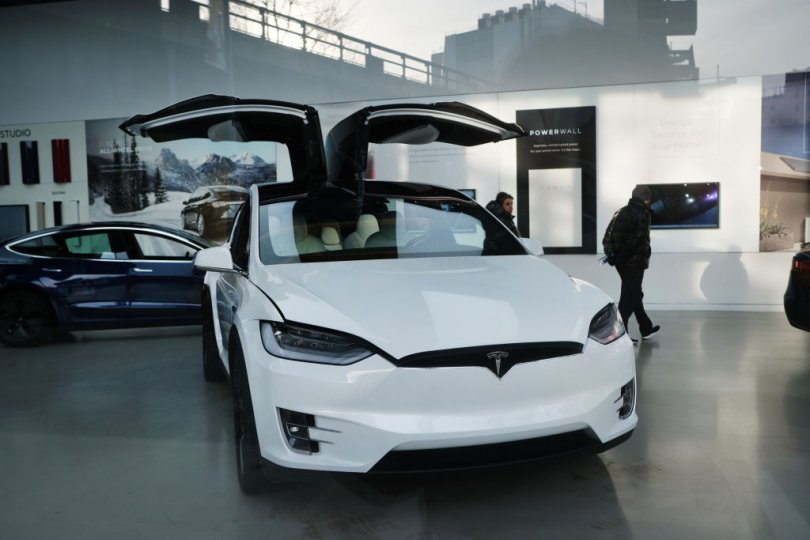 Tesla-მ მეოთხე კვარტალში მომხმარებლებს 308,600 ავტომობილი მიაწოდა