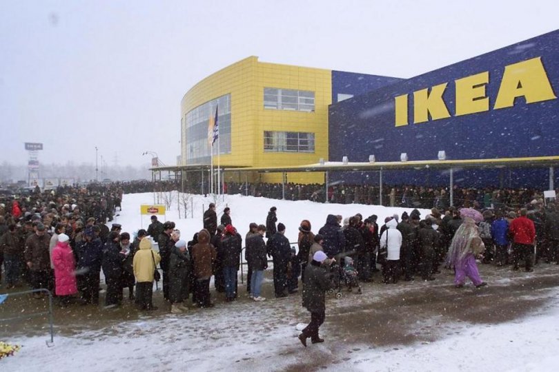 რუსეთში Ikea და H&M იხურება - მაღაზიებთან რიგებია