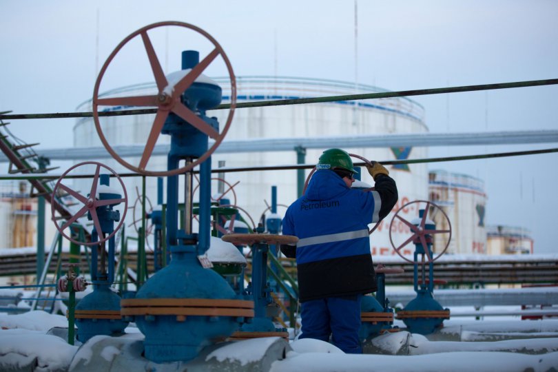 რუსული ნავთობის იმპორტის აკრძალვაზე ევროკავშირში აზრი ორად იყოფა