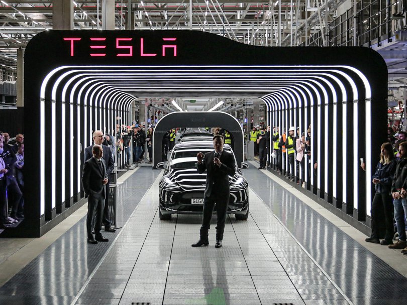 მასკმა ევროპაში Tesla-ს პირველი ქარხანა გახსნა