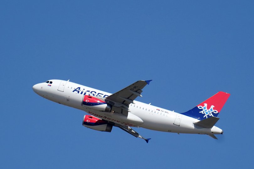 მუქარების მიუხედავად, Air Serbia რუსეთში ფრენებს გააგრძელებს