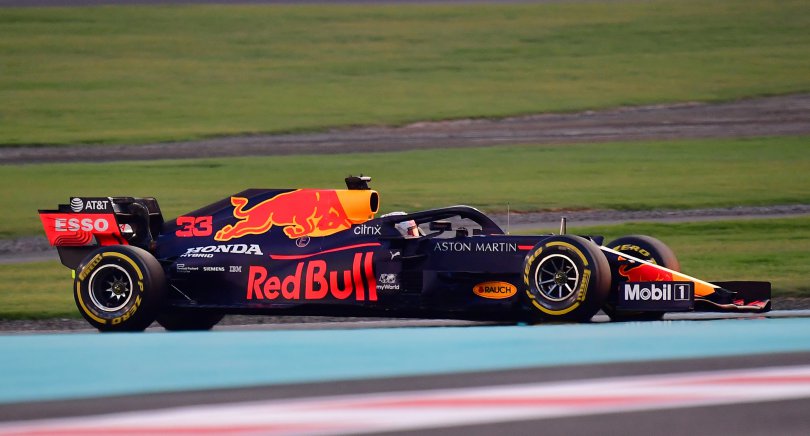 Red Bull Racing-ი პირველ £5 მილიონიან ჰიპერქარს აწარმოებს