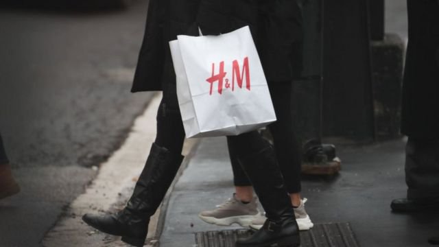 H&M რუსეთიდან სრულად გადის - გადაწყვეტილება კომპანიას $191 მლნ უჯდება