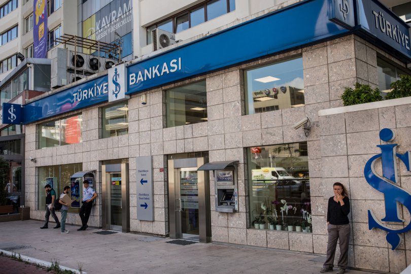 თურქეთში ორმა უმსხვილესმა ბანკმა რუსული Mir ბარათების გამოყენება შეაჩერა