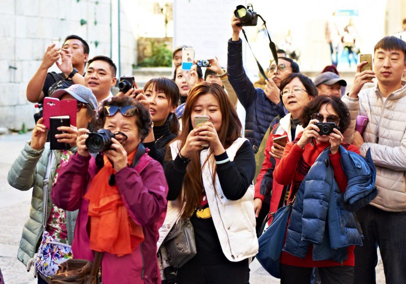 რას ნიშნავს ჩინელი ტურისტების დაბრუნება მსოფლიო ეკონომიკისთვის