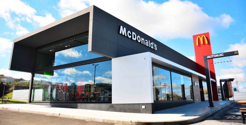 McDonald’s ამერიკულ ოფისებს დროებით ხურავს - კომპანია შემცირებებისთვის ემზადება