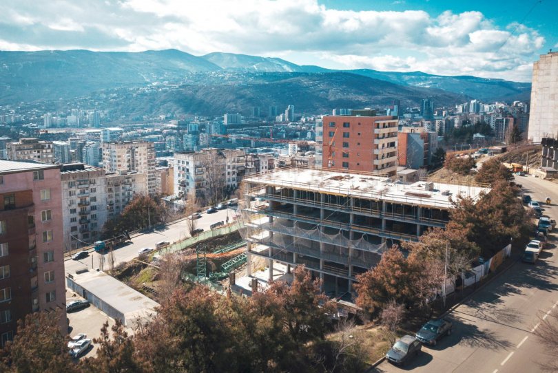 უძრავ ქონებაზე მოთხოვნა კვლავ შესუსტებულია, ფასის ზრდის ტემპი შენელდა